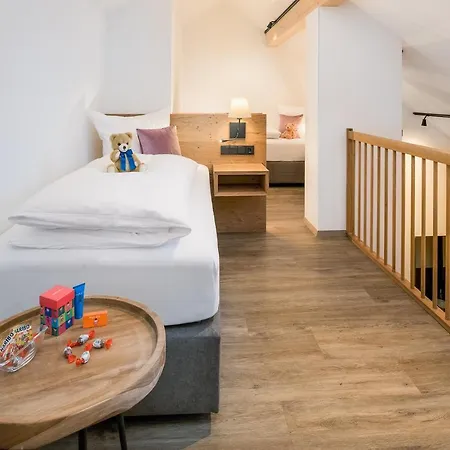 奥贝梅耶酒店 4*